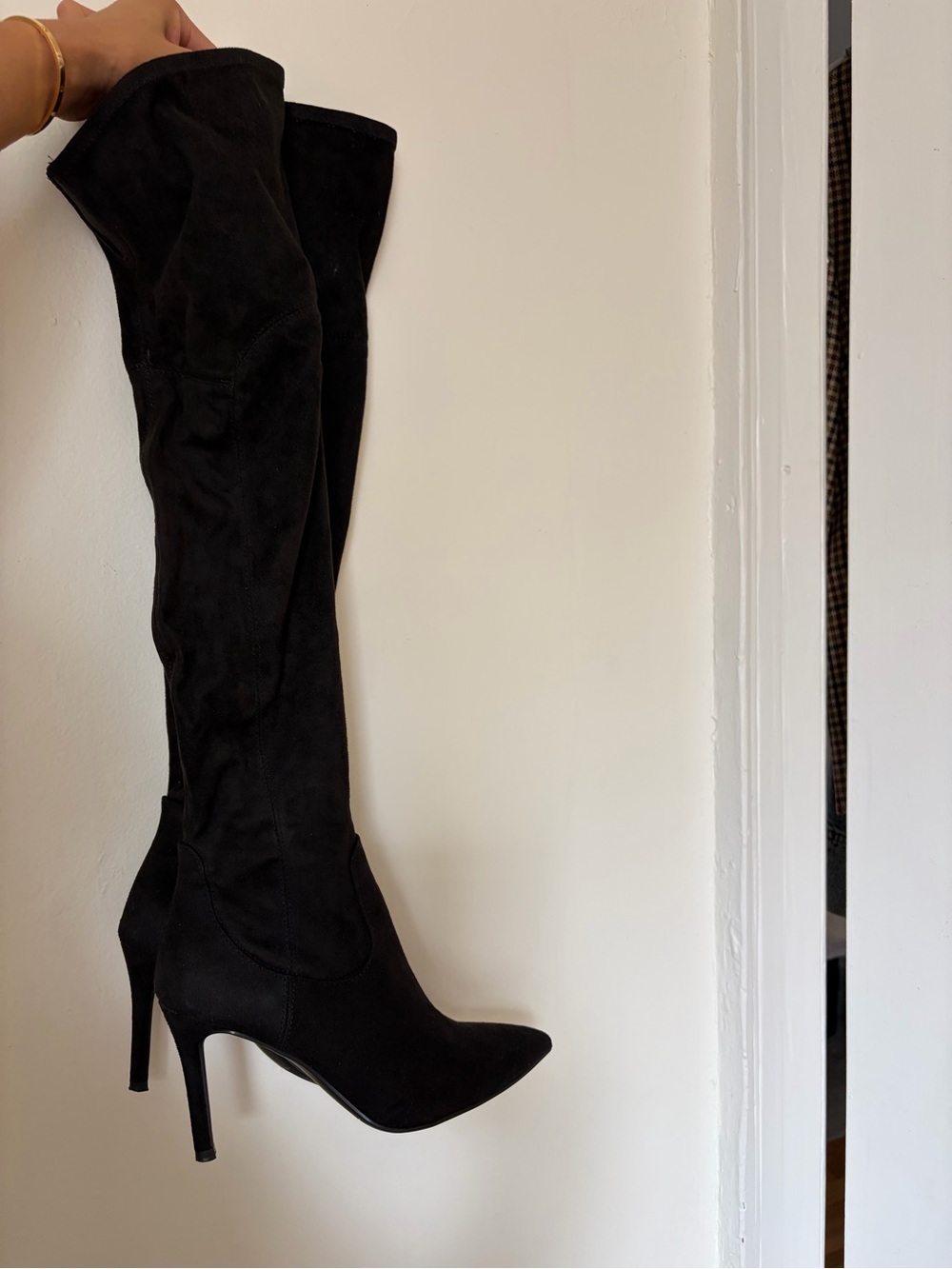 Women's Black Over-the-Knee Stiletto Boots - Sleek Pointed-Toe Design